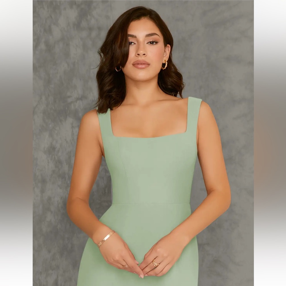 Azazie Flori  Dusty Sage Dress Size A10 NEW - Picture 2 of 12